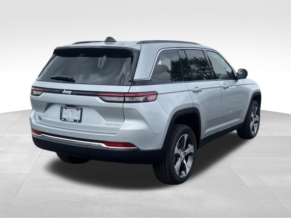 new 2024 Jeep Grand Cherokee car, priced at $52,443