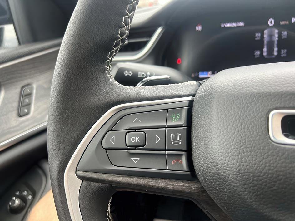 new 2024 Jeep Grand Cherokee car, priced at $52,443