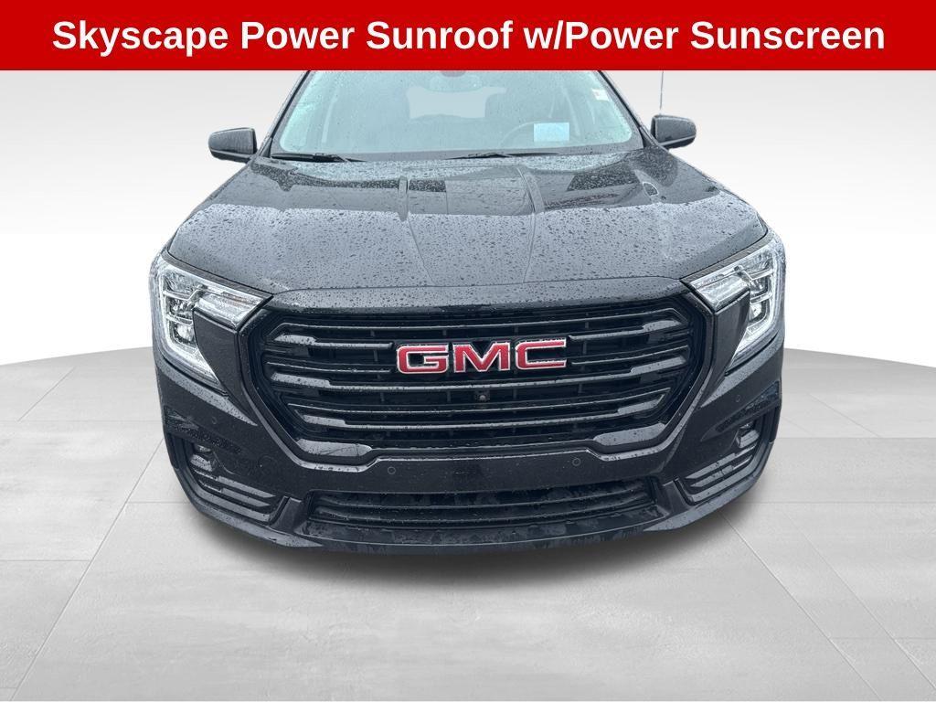 used 2022 GMC Terrain car, priced at $27,988