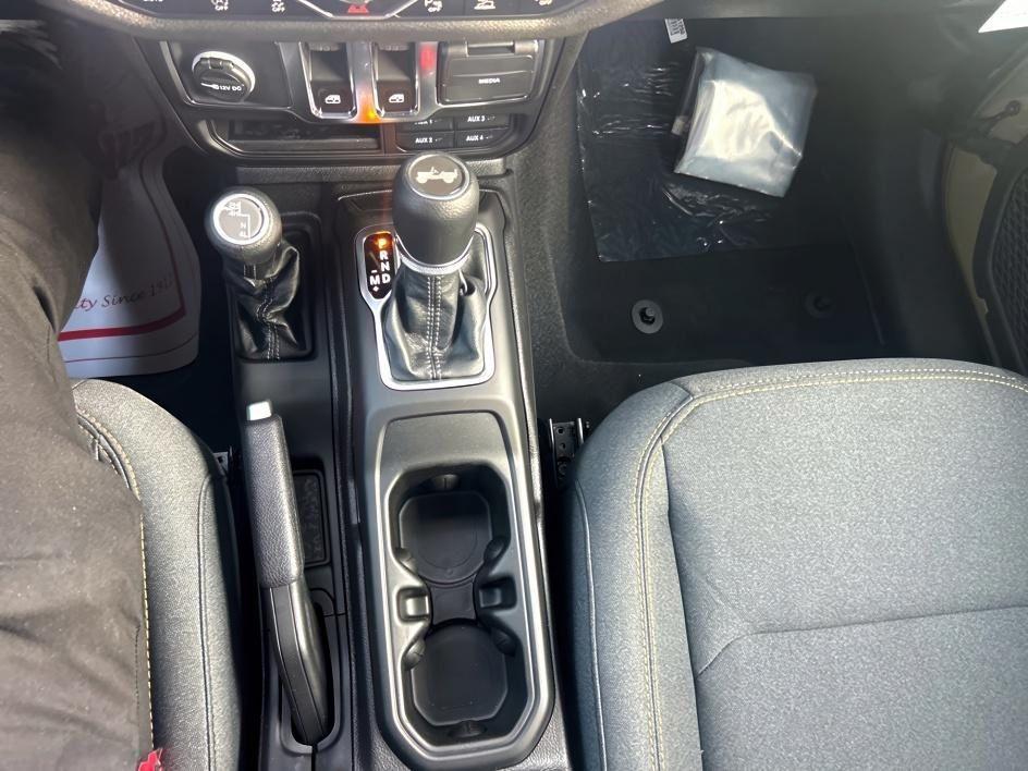 new 2025 Jeep Wrangler car, priced at $50,885
