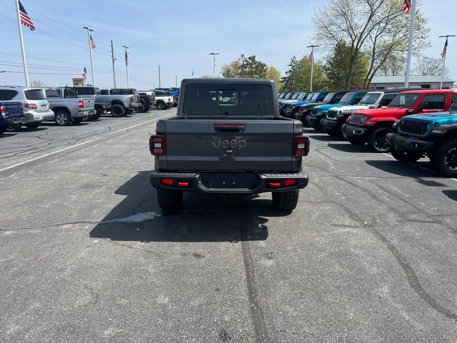 new 2024 Jeep Gladiator car, priced at $57,423