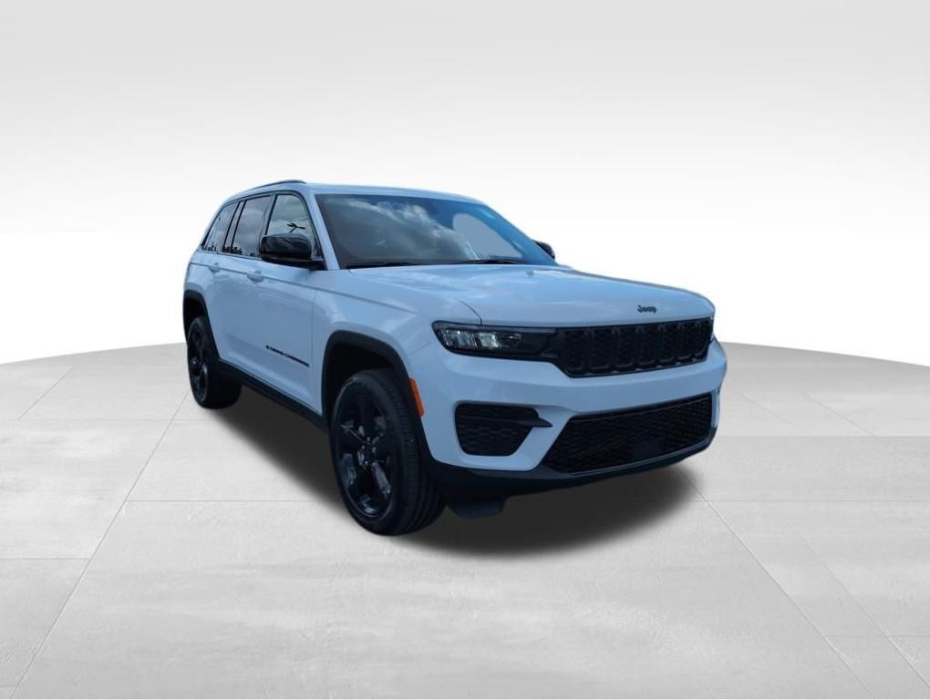 new 2025 Jeep Grand Cherokee car, priced at $44,255