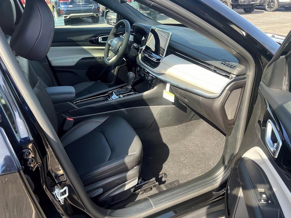 new 2024 Jeep Compass car, priced at $34,436