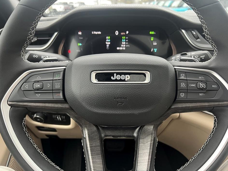 new 2024 Jeep Grand Cherokee 4xe car, priced at $45,930