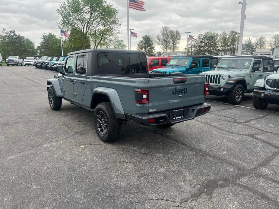 new 2024 Jeep Gladiator car, priced at $45,607