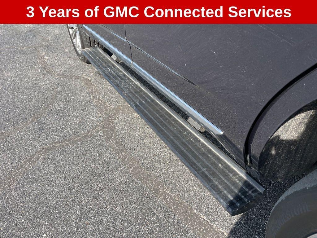 used 2023 GMC Yukon car, priced at $62,689