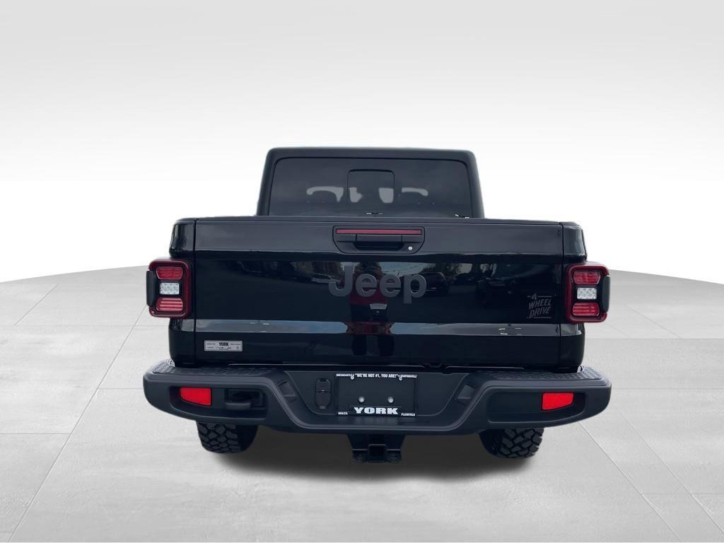 new 2026 Jeep Gladiator car, priced at $52,775