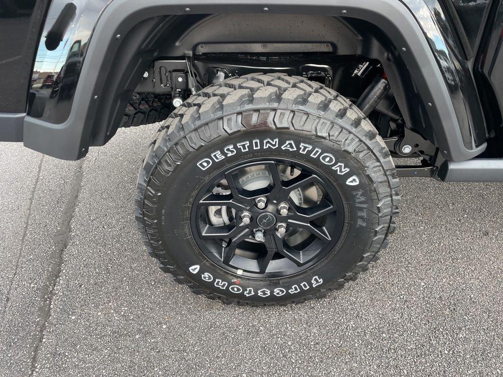 new 2026 Jeep Gladiator car, priced at $52,775