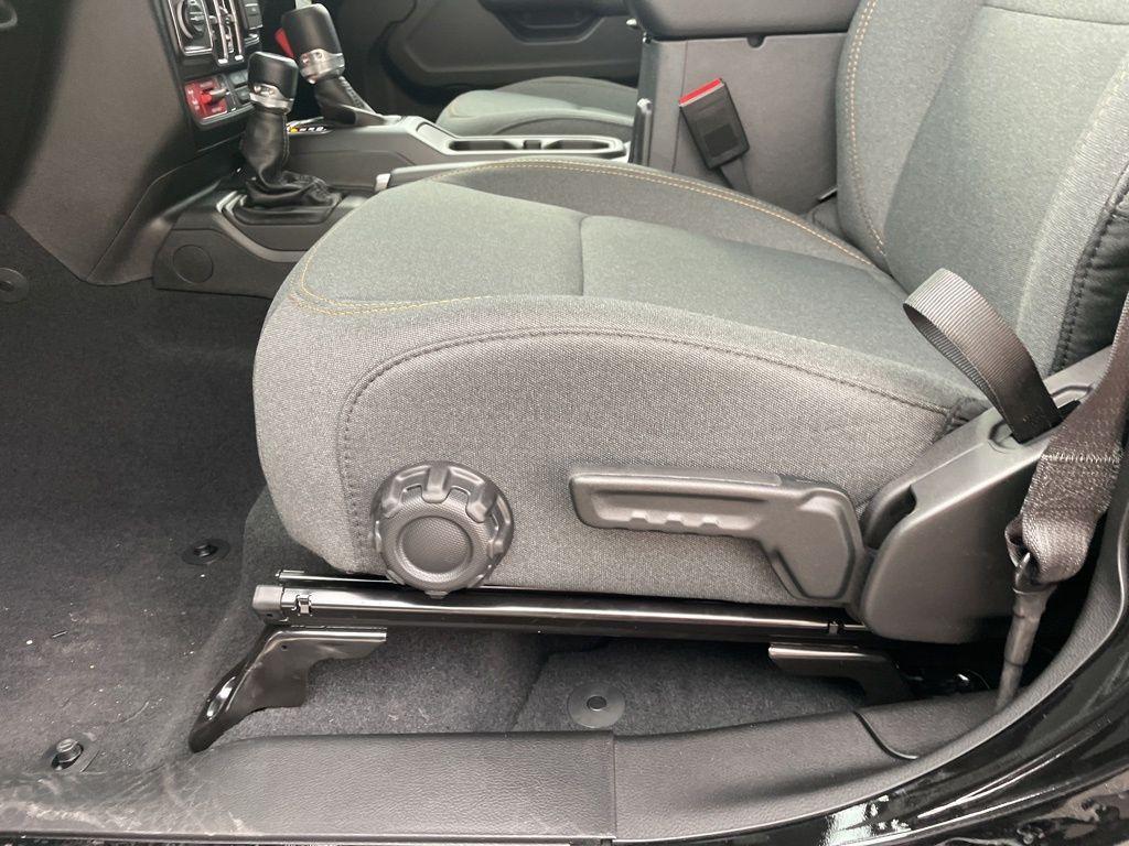 new 2026 Jeep Gladiator car, priced at $52,775