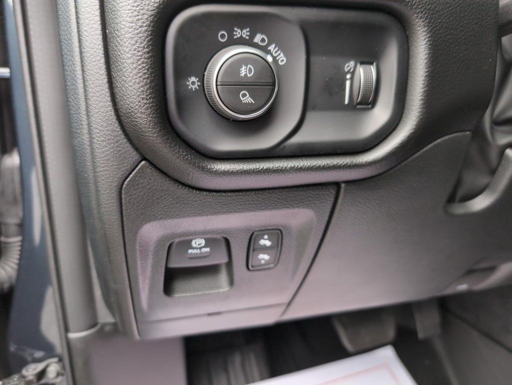 new 2025 Ram 1500 car