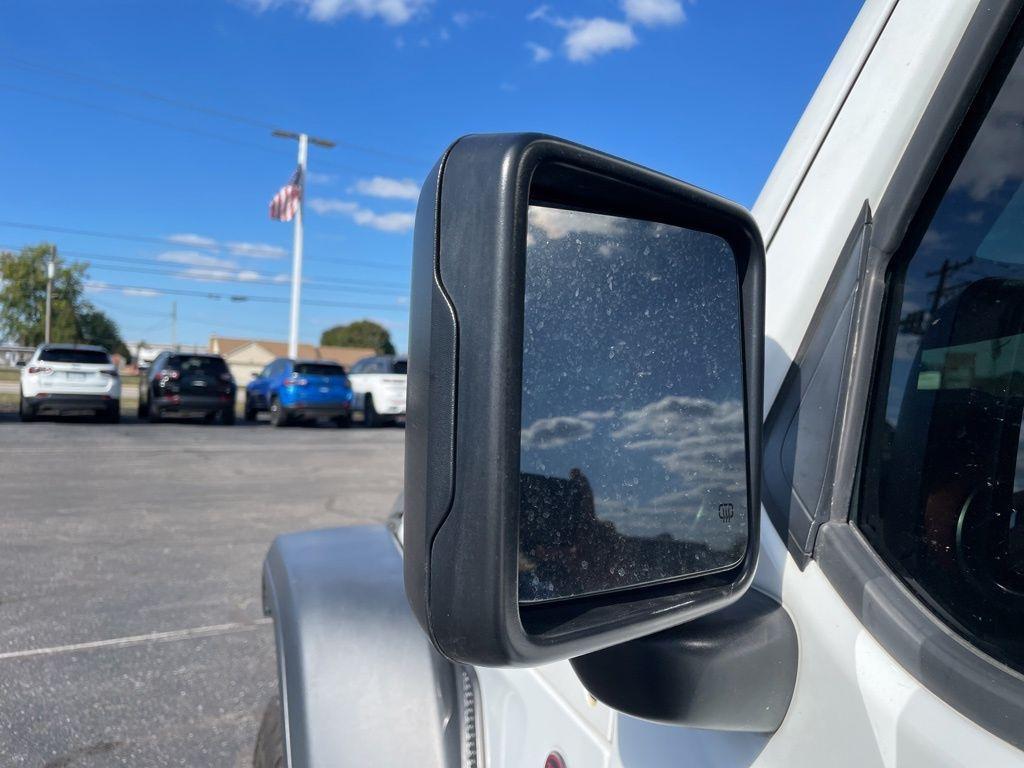 used 2018 Jeep Wrangler Unlimited car, priced at $27,323