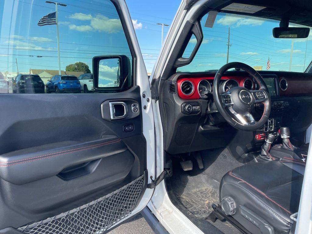 used 2018 Jeep Wrangler Unlimited car, priced at $27,323