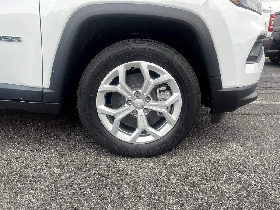 new 2024 Jeep Compass car, priced at $26,783