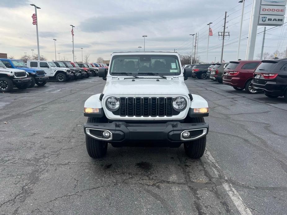 new 2024 Jeep Gladiator car, priced at $41,935