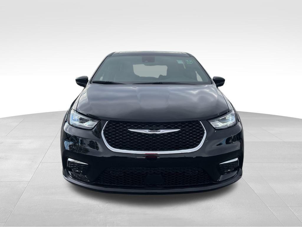 new 2026 Chrysler Pacifica car, priced at $49,839