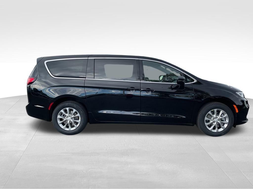 new 2026 Chrysler Pacifica car, priced at $49,839