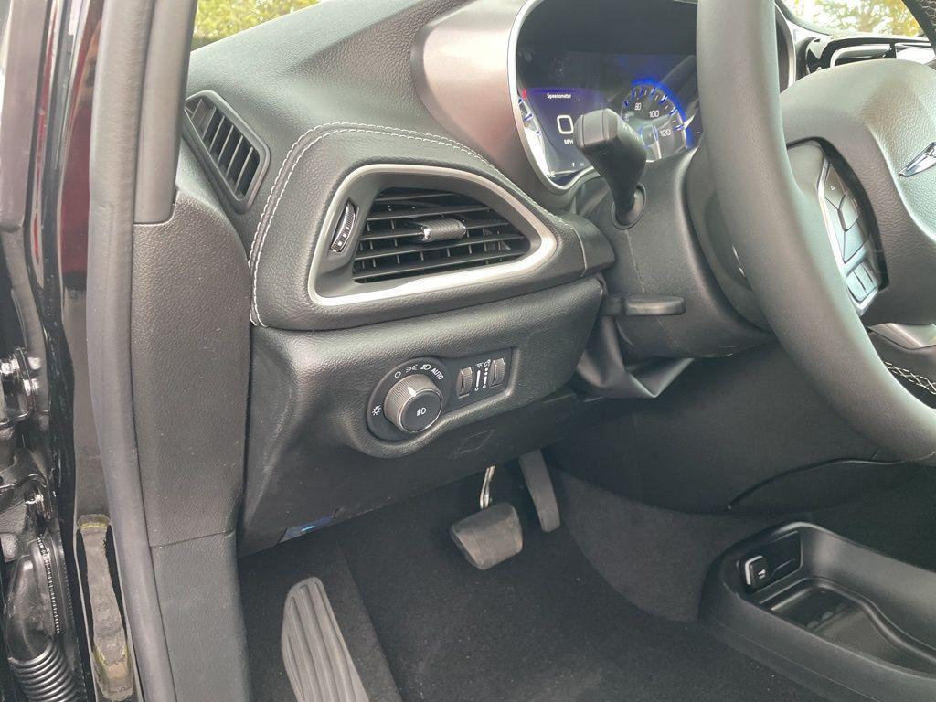 new 2026 Chrysler Pacifica car, priced at $49,839