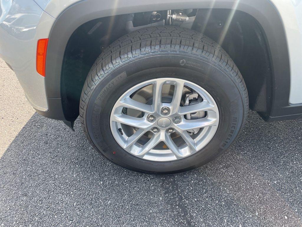 new 2025 Jeep Grand Cherokee L car, priced at $41,516