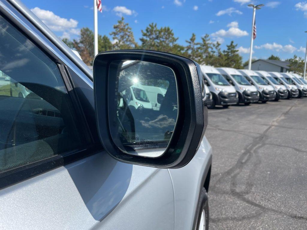 new 2025 Jeep Grand Cherokee L car, priced at $41,516