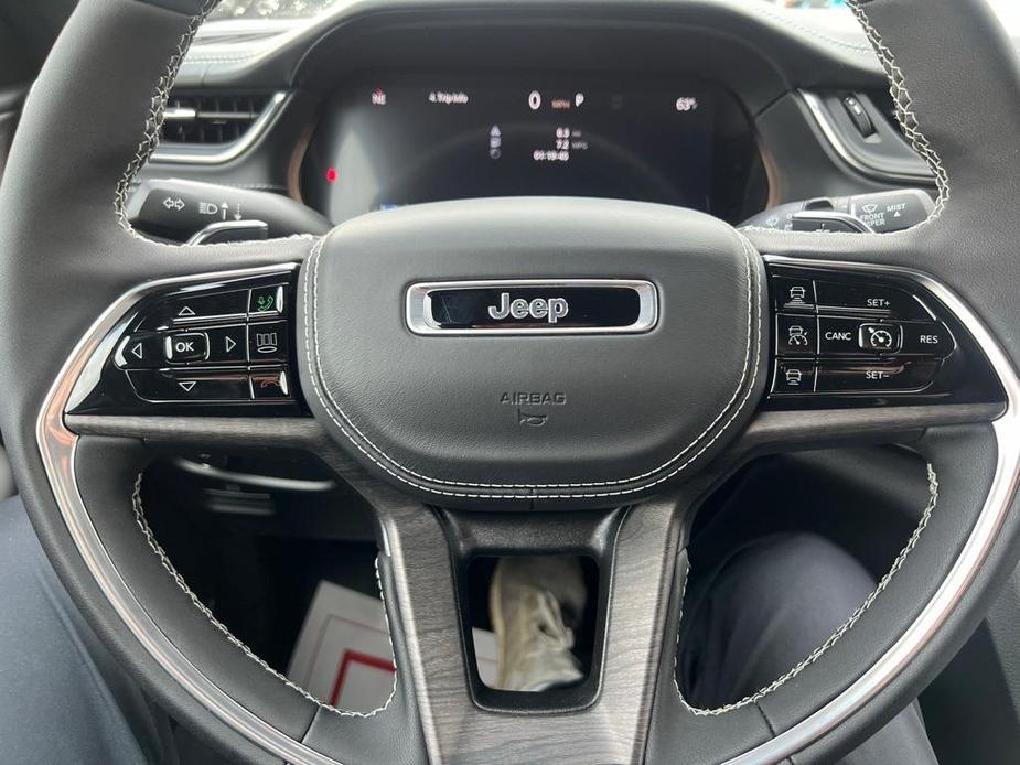 new 2024 Jeep Grand Cherokee L car, priced at $60,618