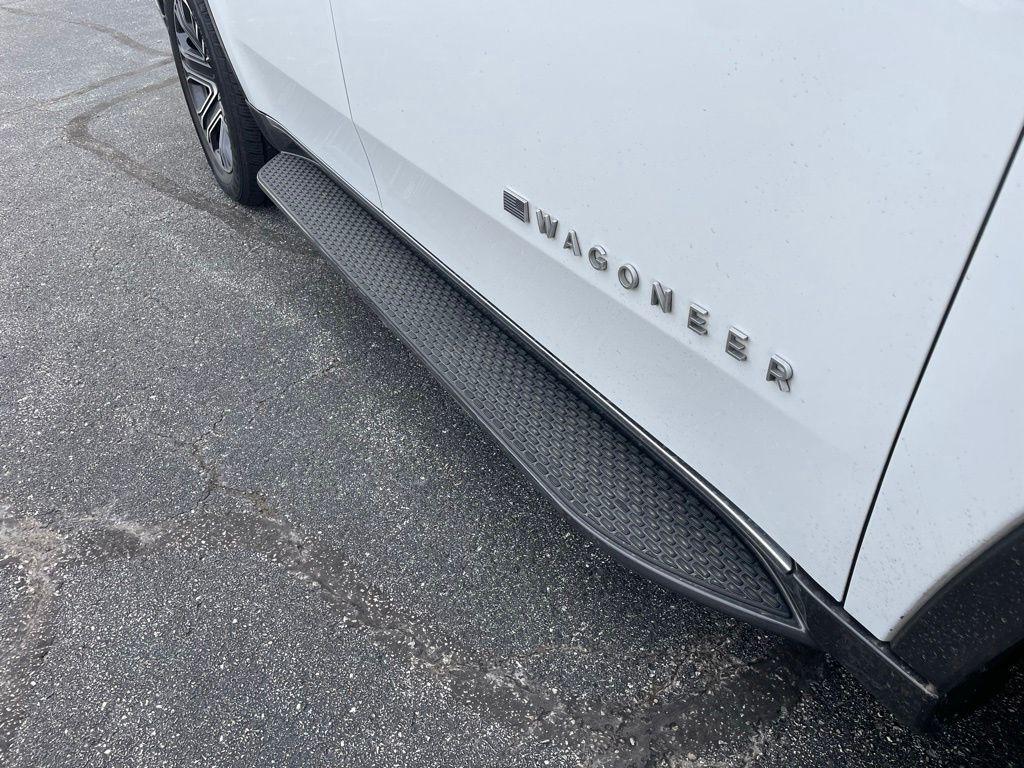 used 2022 Jeep Wagoneer car, priced at $47,995