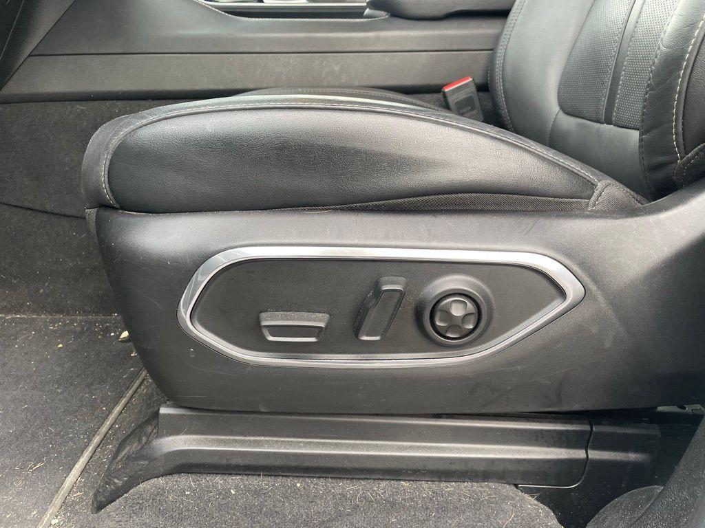 used 2022 Jeep Wagoneer car, priced at $47,995