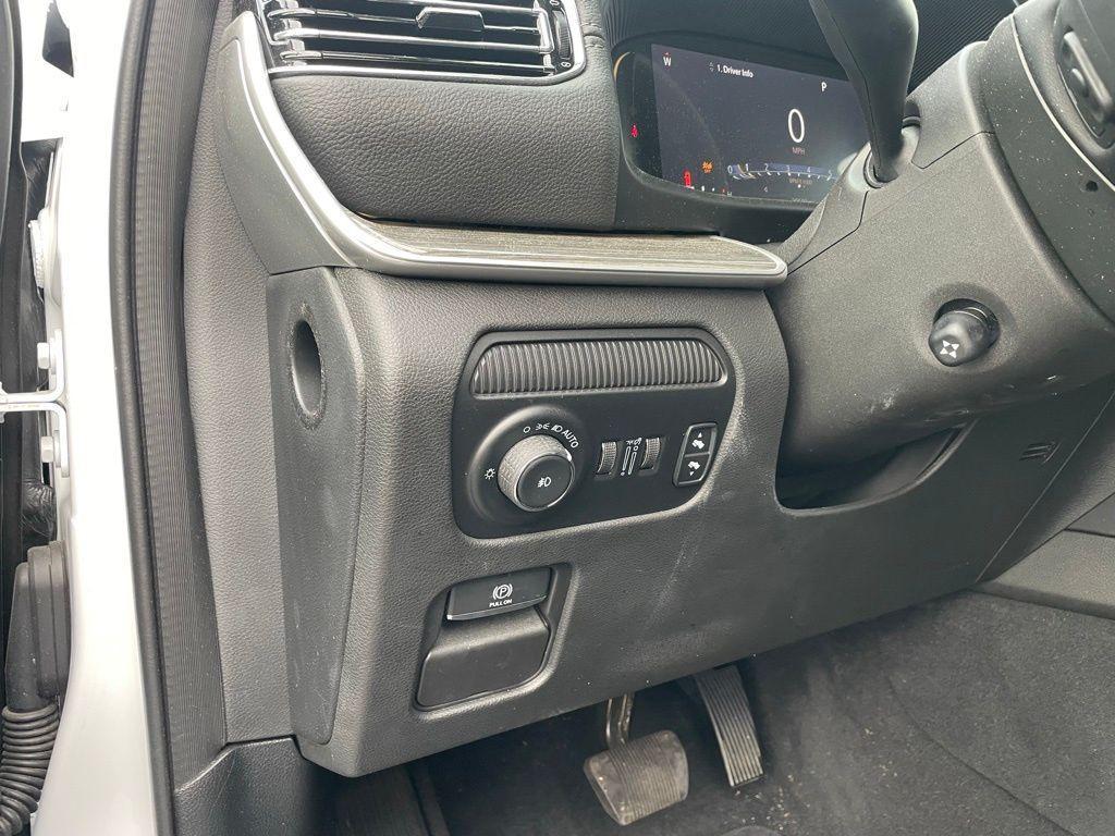 used 2022 Jeep Wagoneer car, priced at $47,995