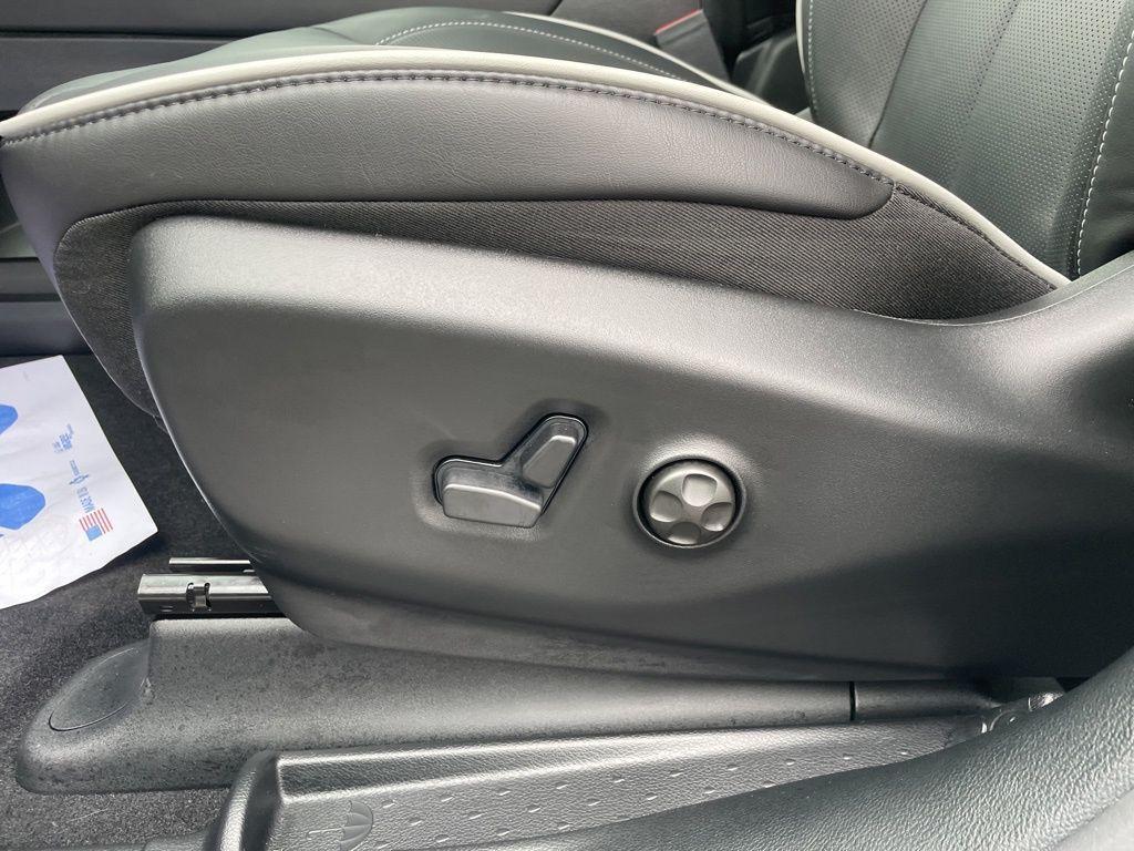 new 2026 Chrysler Pacifica car, priced at $53,073