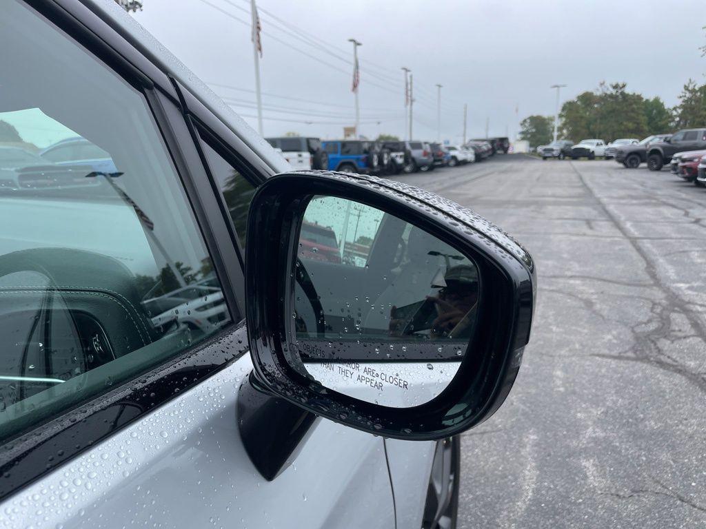 new 2026 Chrysler Pacifica car, priced at $53,073