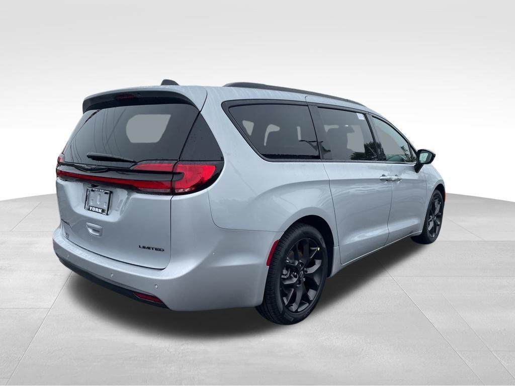 new 2026 Chrysler Pacifica car, priced at $53,073