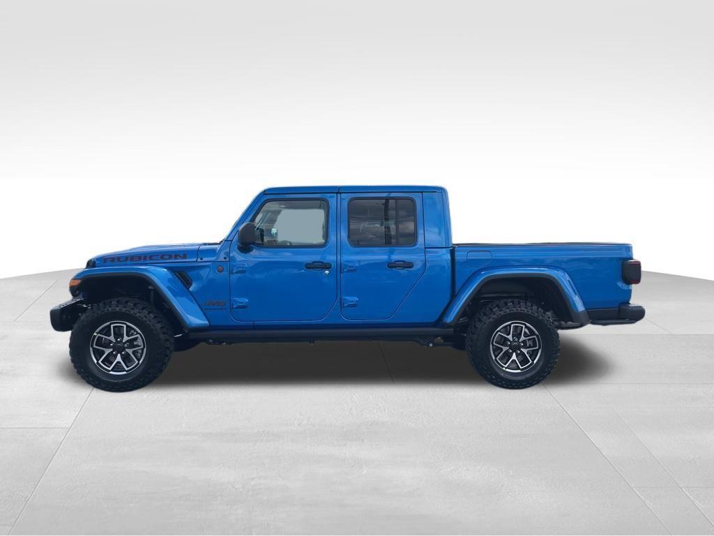 new 2025 Jeep Gladiator car, priced at $55,973