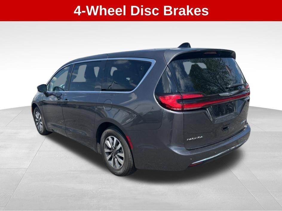used 2023 Chrysler Pacifica Hybrid car, priced at $26,388