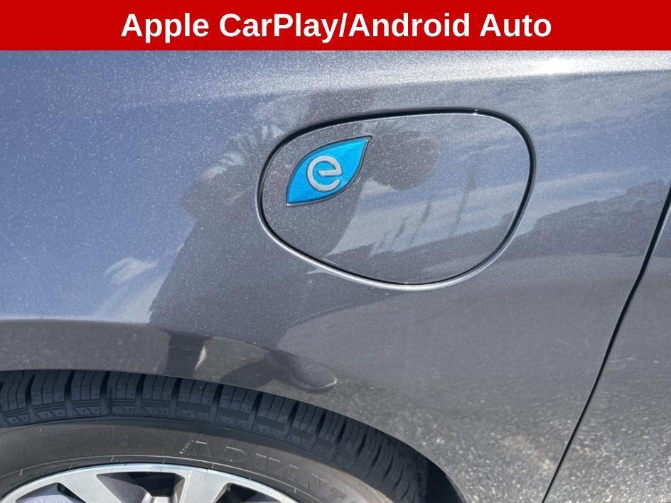 used 2023 Chrysler Pacifica Hybrid car, priced at $26,388