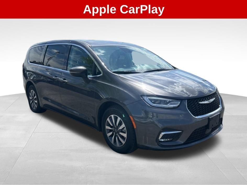used 2023 Chrysler Pacifica Hybrid car, priced at $26,388