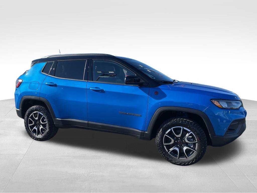 new 2026 Jeep Compass car, priced at $40,211