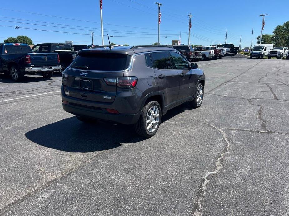 new 2024 Jeep Compass car, priced at $30,000