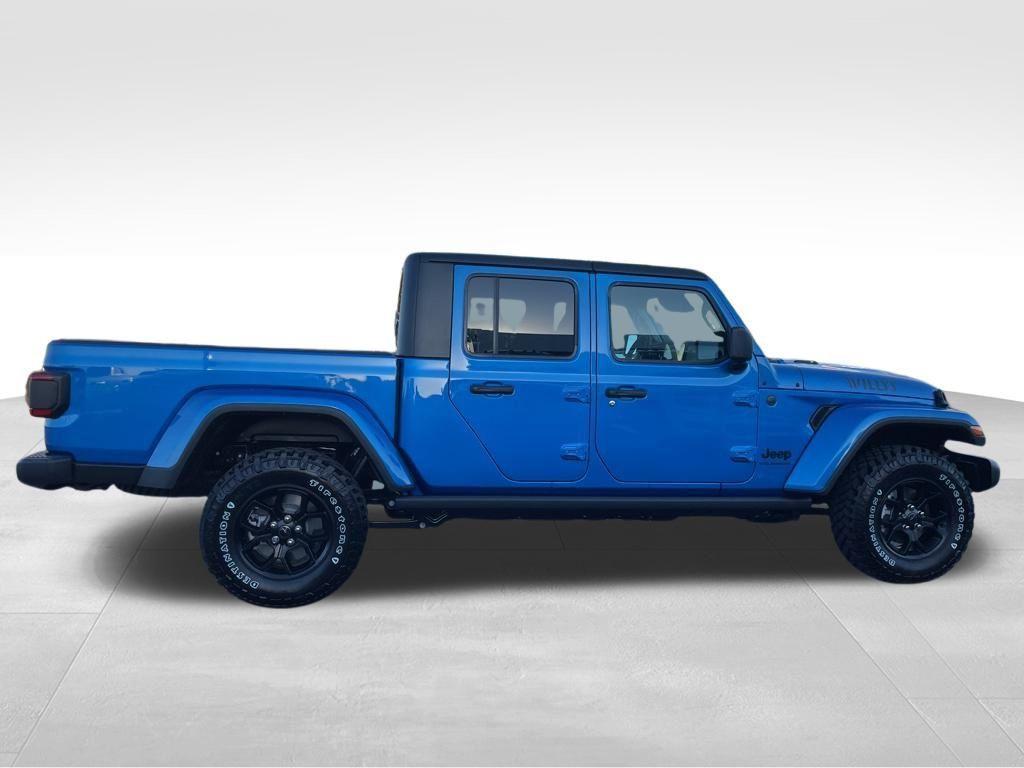 new 2026 Jeep Gladiator car, priced at $52,775