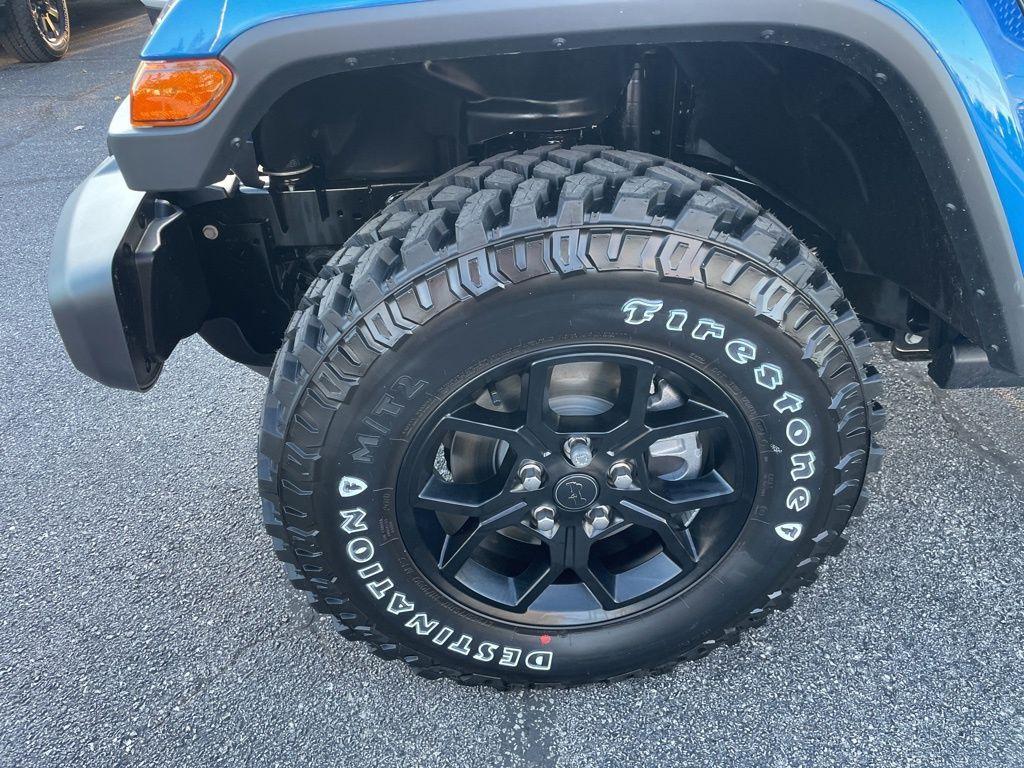 new 2026 Jeep Gladiator car, priced at $52,775