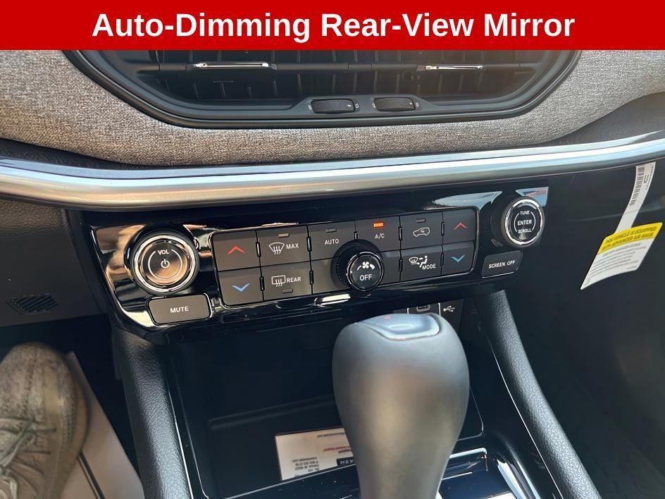 new 2024 Jeep Compass car, priced at $33,333