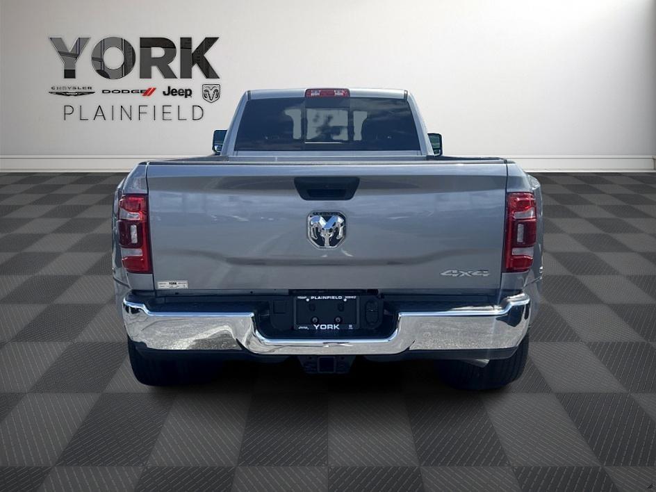 new 2024 Ram 3500 car, priced at $62,125