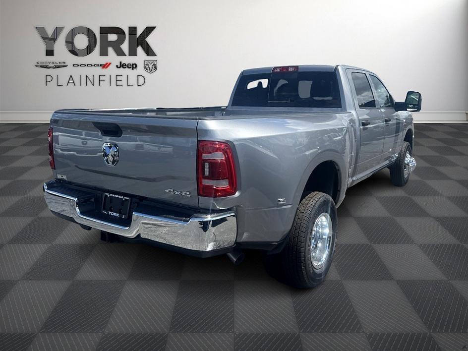 new 2024 Ram 3500 car, priced at $62,125