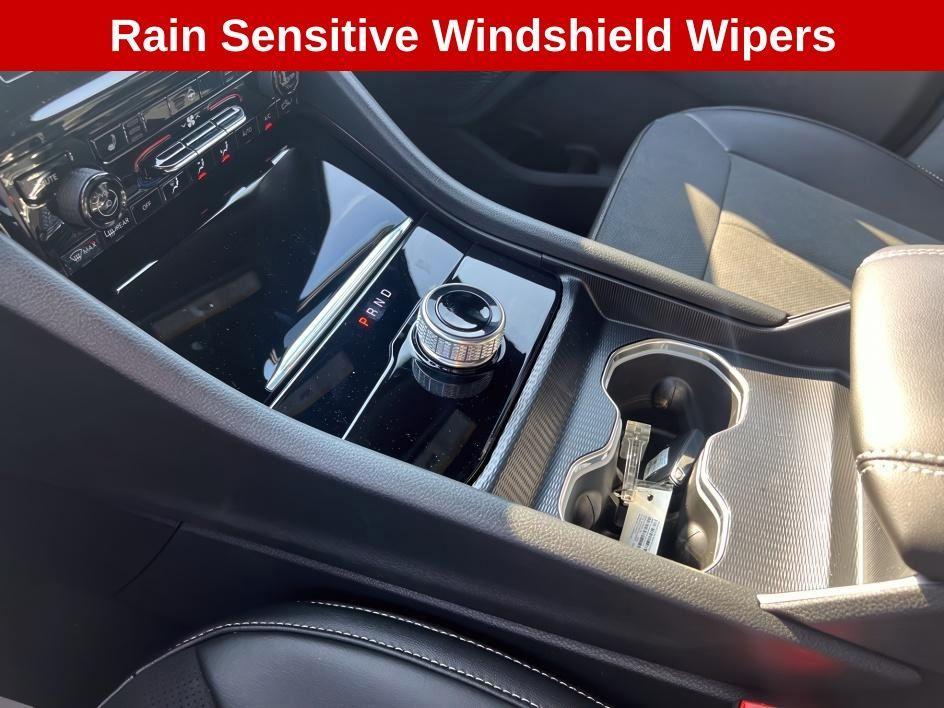 new 2024 Jeep Grand Cherokee car, priced at $43,323