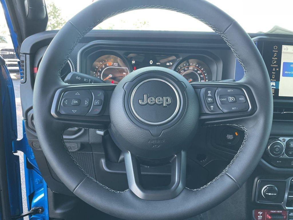 new 2025 Jeep Wrangler car, priced at $59,314