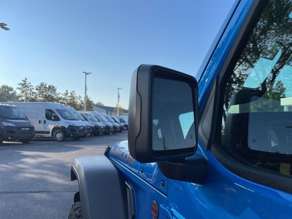 new 2025 Jeep Wrangler car, priced at $59,314