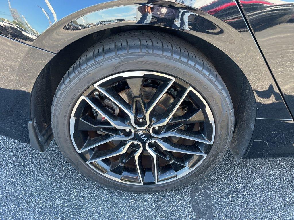 used 2021 Kia K5 car, priced at $24,268
