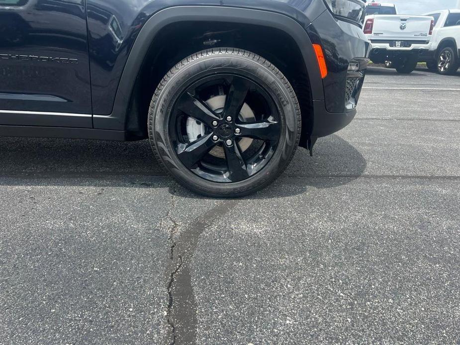 new 2024 Jeep Grand Cherokee car, priced at $43,850