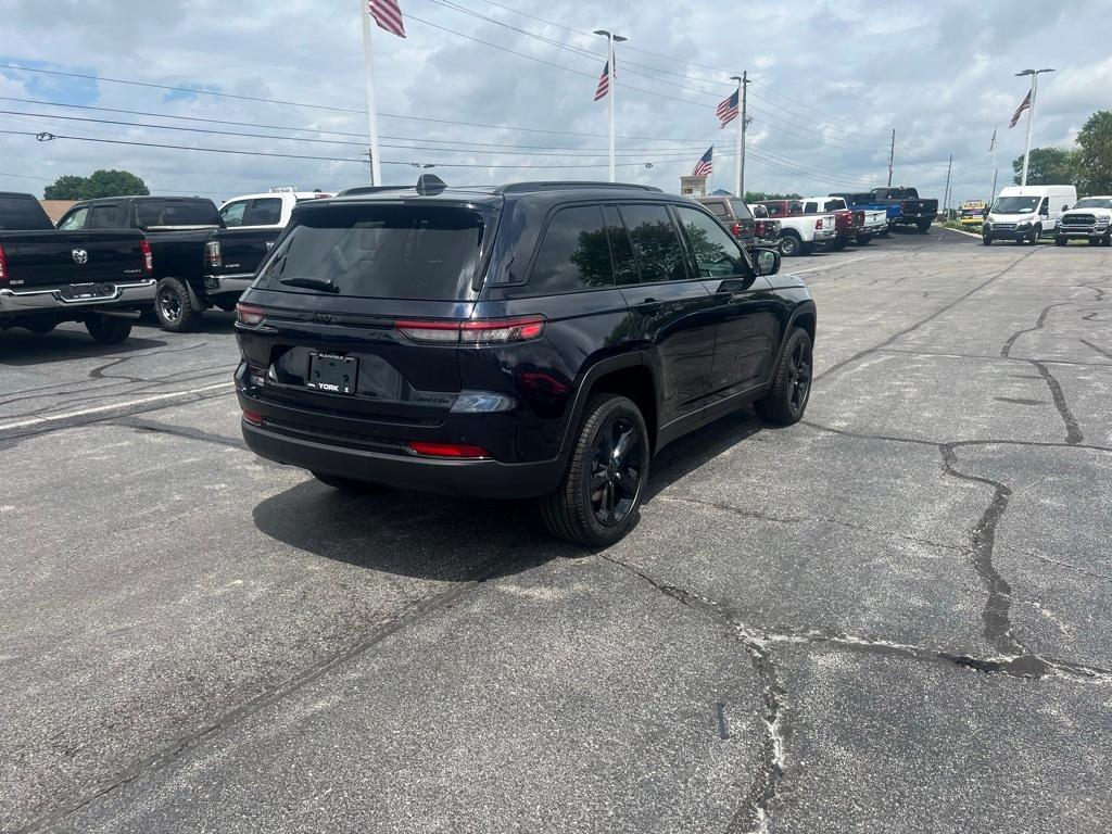 new 2024 Jeep Grand Cherokee car, priced at $43,850