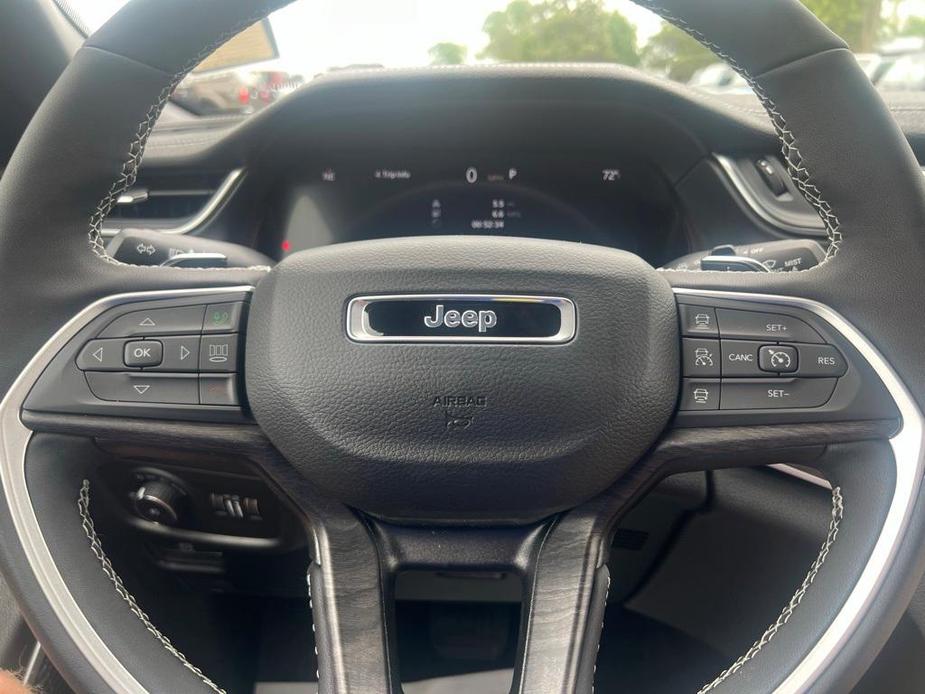 new 2024 Jeep Grand Cherokee car, priced at $43,850