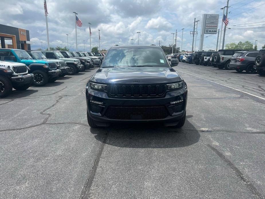 new 2024 Jeep Grand Cherokee car, priced at $43,850