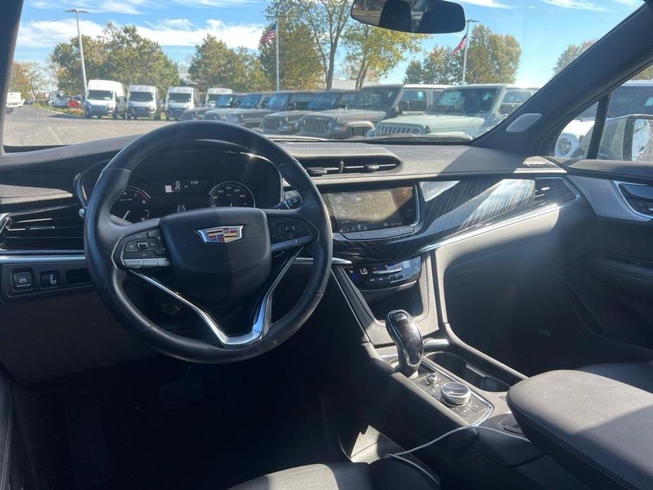 used 2024 Cadillac XT6 car, priced at $48,995